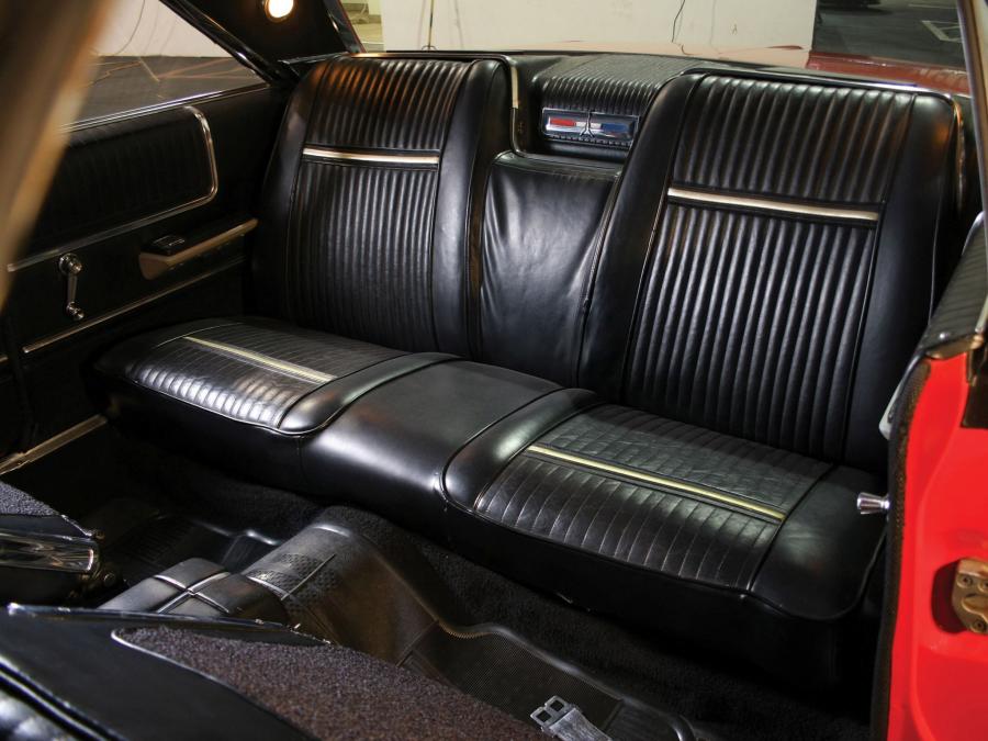  Plymouth Sport Fury Hardtop Coupe 1965 года  (фото 3 из 9)